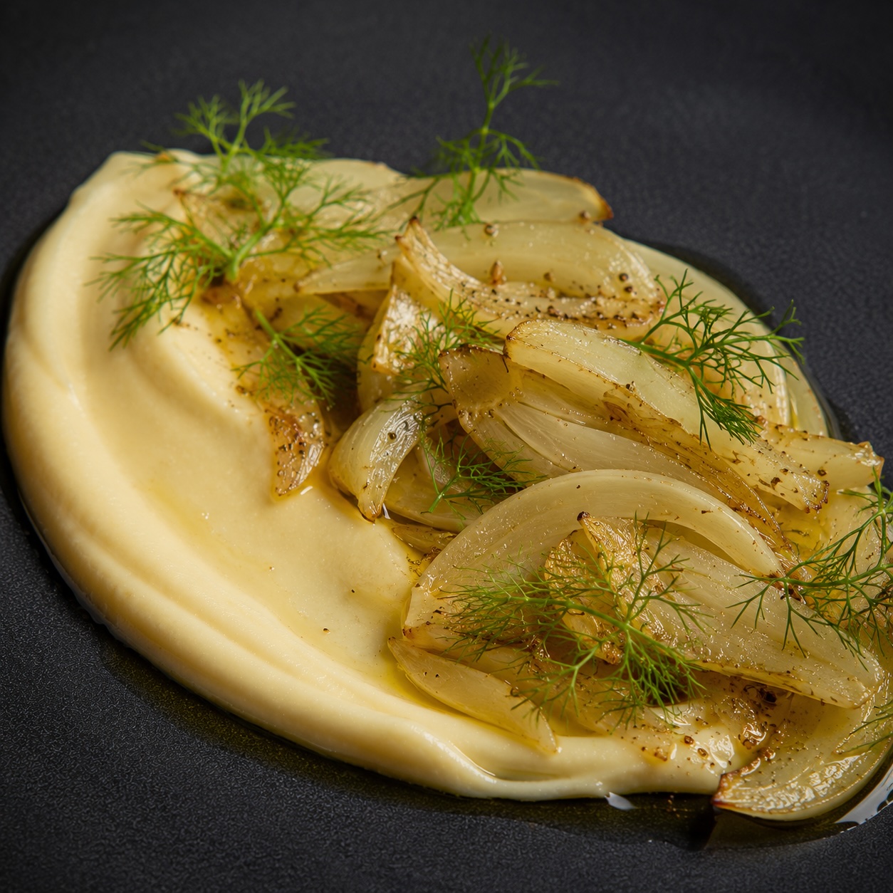 Cremige Kartoffelcreme als Beilage zur Lachsforelle